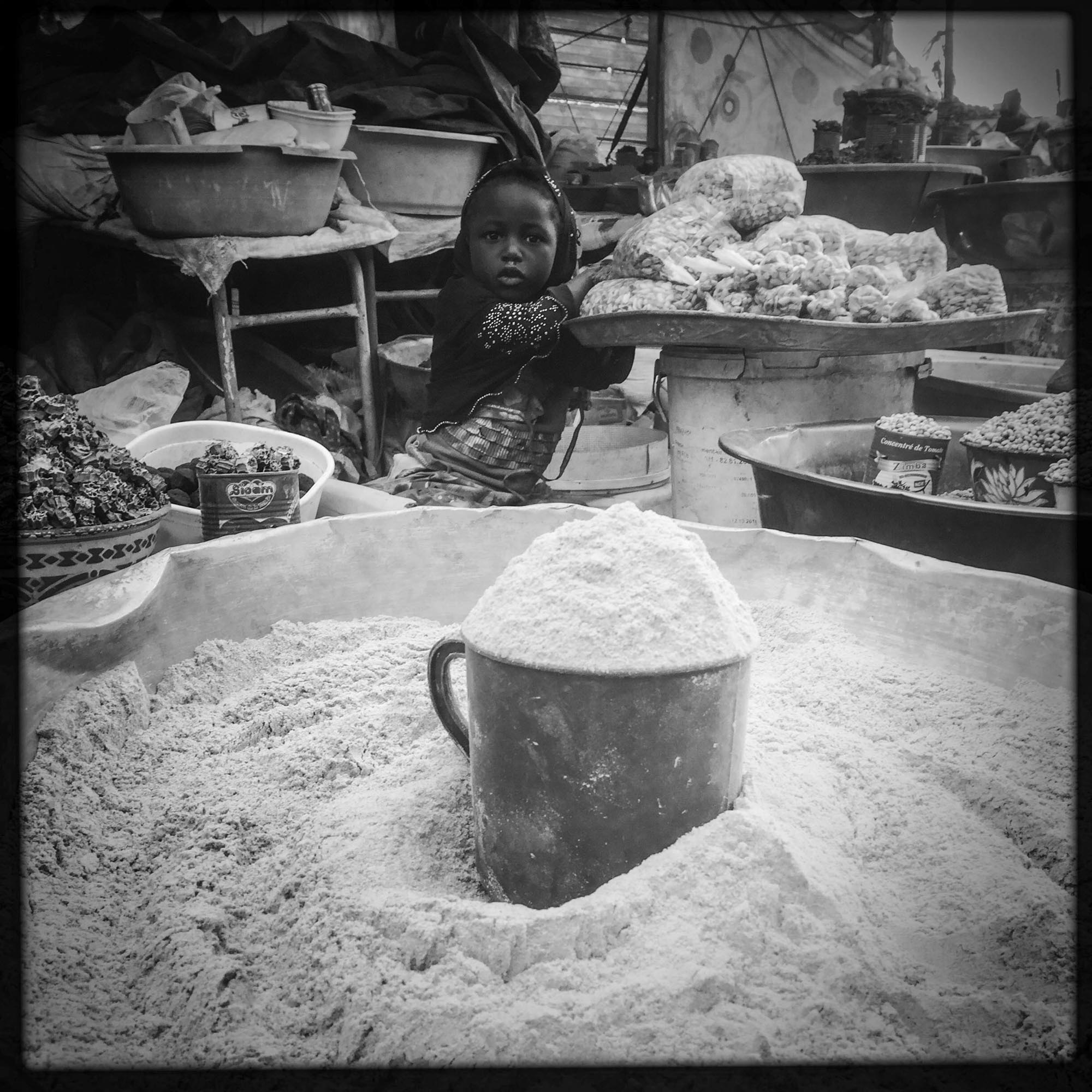 Déserté depuis 2010 par les touristes interdit d'accés à la ville, le marché Africain si réputé est complétement désert. 5/02/2016, Tamanrasset, ALGERIE.