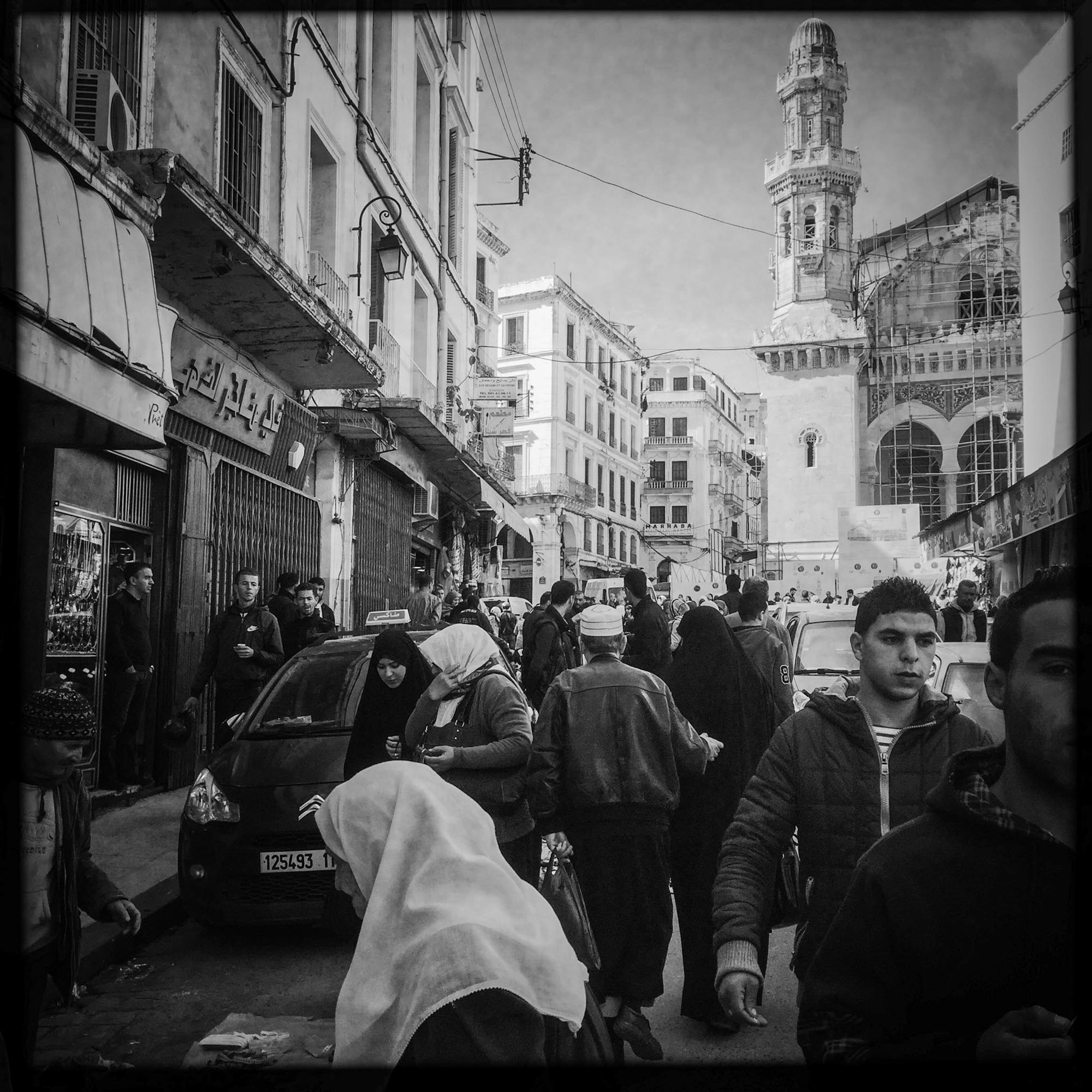 Centre ville d'Alger, donnant accés à la partie basse le Casbah. 18/02/2016, Alger-ALGERIE.